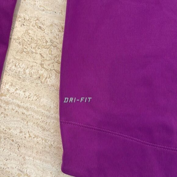 Nike pro dri fit size L - Picture 3 of 5